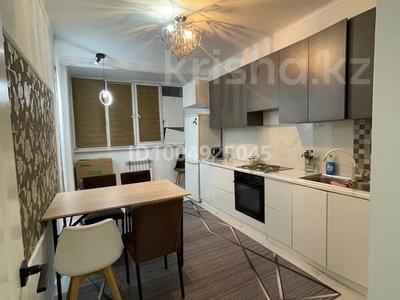 2-бөлмелі пәтер · 58 м² · 3/12 қабат, Кошкарбаева 1 А, бағасы: 220 000 ₸ в 