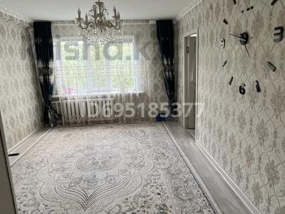 3-бөлмелі пәтер · 60 м² · 2/5 қабат, Сержан жаманкулов 4, бағасы: 14 млн ₸ в Актобе, мкр. Сельмаш