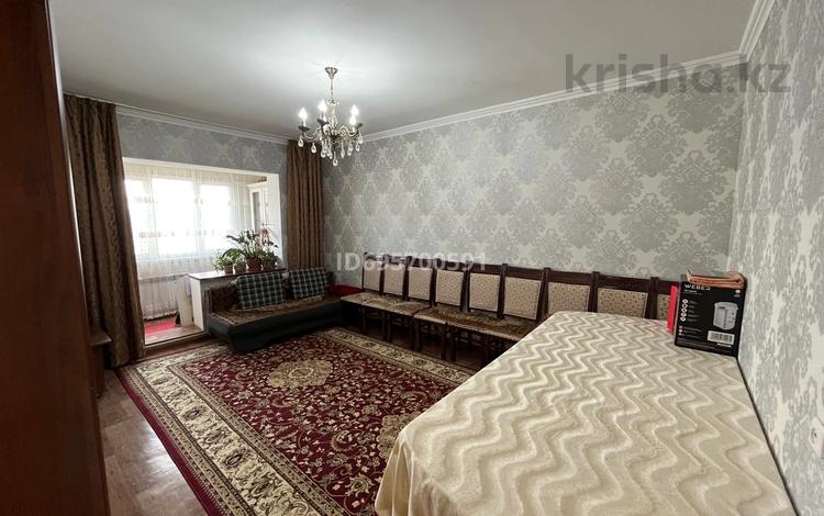 3-комнатная квартира, 65 м², 4/5 этаж, Нурпеисова 1а — остановки сму 4 за 28 млн 〒 в Шымкенте, Абайский р-н — фото 2