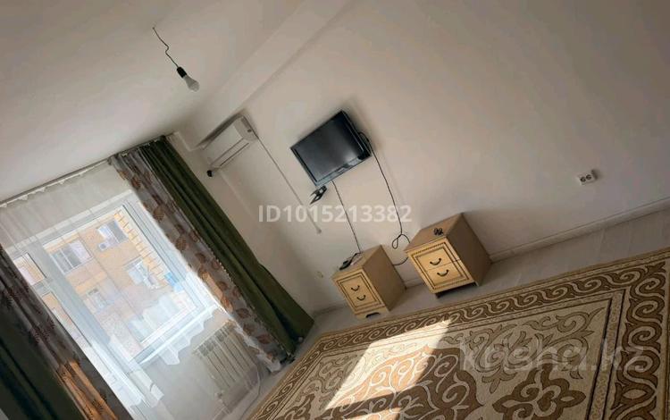 1-комнатная квартира · 50 м² · 8/9 этаж, мкр Береке 38 за 14 млн ₸ в Атырау — фото 2