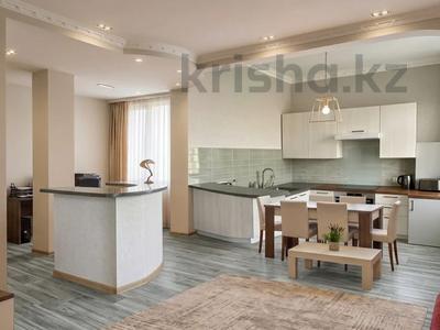 3-комнатная квартира · 120 м² · 3/6 этаж, Сатпаева 39А за 22 000 ₸ в Атырау