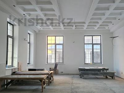 Жеке үй · 10 бөлме · 990 м² · 15 сот., Райымбек батыра, бағасы: 400 млн 〒 в Астане, Алматы р-н