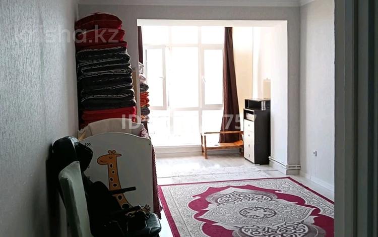 2-комнатная квартира · 89.3 м² · 3/3 этаж, мкр Жулдыз, Бисена Жумагалиева 29 за 30 млн 〒 в Уральске — фото 2