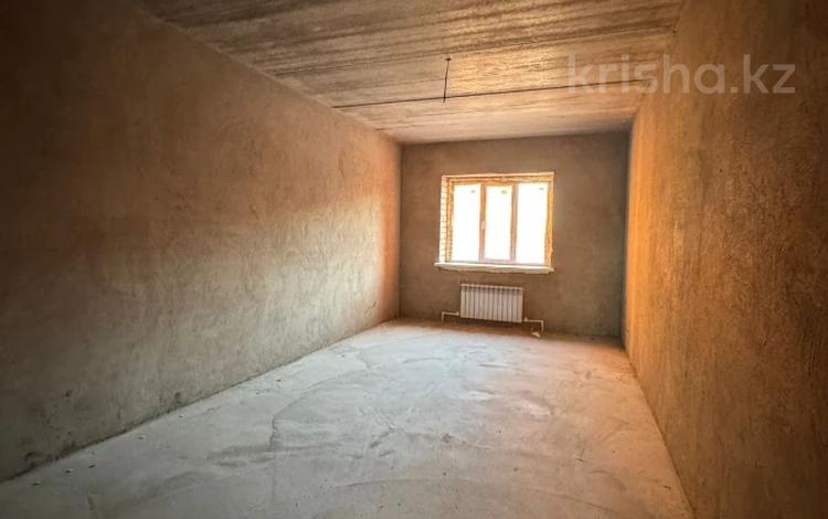 3-комнатная квартира · 115.2 м² · 4/5 этаж, мкр. Алтын орда за 30.6 млн ₸ в Актобе — фото 4