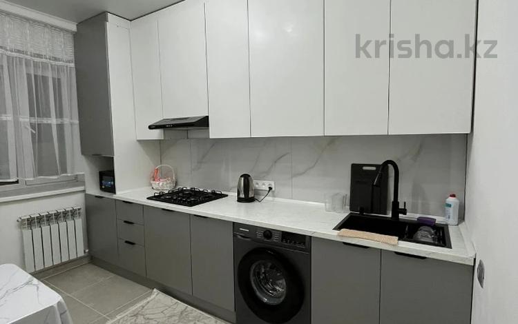 1-бөлмелі пәтер · 35 м² · 8/9 қабат, мкр Болашак, бағасы: 16 млн ₸ в Актобе — фото 2