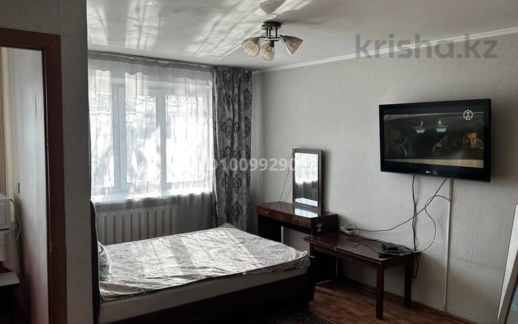 1-бөлмелі пәтер · 33 м² · 1/5 қабат, Улица Байтұрсынова 4, бағасы: 13.7 млн ₸ в Семее — фото 2