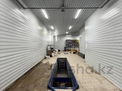 Еркін, кеңселер, дүкендер мен бутиктер, жқб, автосервистер мен көлік жуу, қоғамдық тамақтану орны, сұлулық салондары, білім орталықтары, ойын-сауық · 770 м², бағасы: 125 млн 〒 в Караоткеле