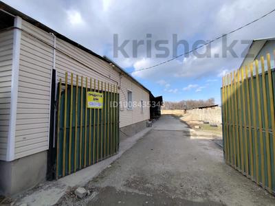 Жеке үй · 4 бөлме · 100 м² · 10 сот., ул Аскарова 307Б, бағасы: 35 млн 〒 в Таразе