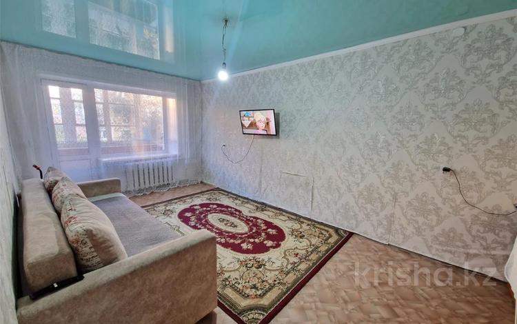 2-комнатная квартира · 44.2 м² · 3/5 этаж, Пришахтинск, 21й микрорайон за 11.6 млн ₸ в Караганде, Алихана Бокейханова р-н — фото 2
