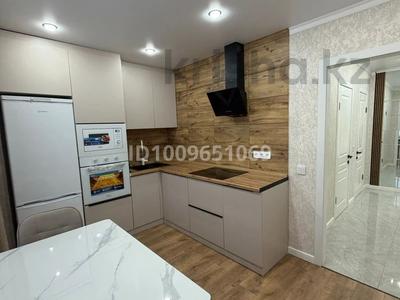 2-бөлмелі пәтер · 54 м² · 2/10 қабат, мкр Юго-Восток, Республики 1/4 — Строймайрт, бағасы: 23.8 млн 〒 в Караганде, Казыбек би р-н