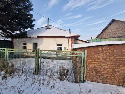 Жеке үй · 3 бөлме · 64 м² · 10 сот., Дальнивосточная 88, бағасы: 10 млн ₸ в Усть-Каменогорске