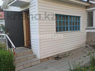 3-бөлмелі пәтер, 60 м², 1/5 қабат, Кенесары 15, бағасы: 19.5 млн 〒 в Бурабае