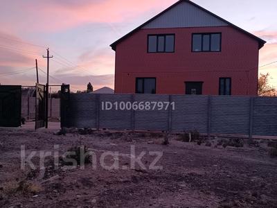 Отдельный дом · 6 комнат · 200 м² · 7 сот., мкр Шайкорык, Мкр Шайкорык ул Телеу 85 — Телеу 49 а за 36 млн 〒 в Таразе