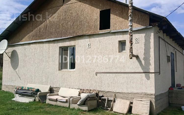 Отдельный дом · 4 комнаты · 100 м² · 20 сот., Молдагулова 16 за 25 млн ₸ в  — фото 2