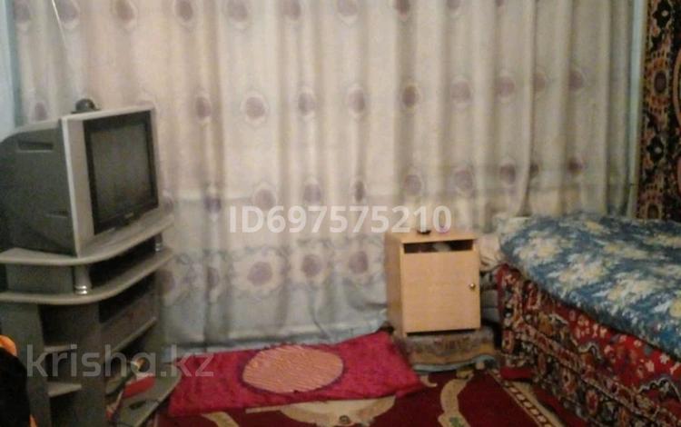 3-комнатная квартира · 61.7 м² · 2/2 этаж, Дулатова 49/6 — Шәкәрім за 4.5 млн 〒 в  — фото 2