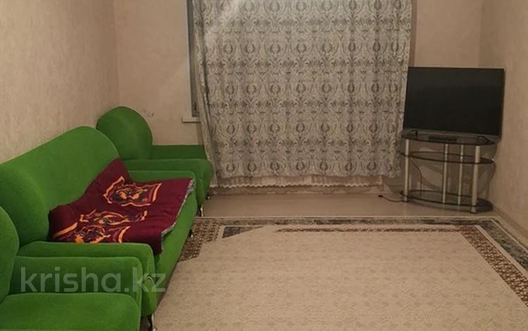 2-бөлмелі пәтер · 63 м² · 3/12 қабат, мкр Туран-2 3401/3, бағасы: 130 000 ₸ в Шымкенте, Каратауский р-н — фото 2