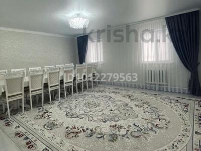 Жеке үй · 3 бөлме · 130 м² · 8 жүзд., Есенбай Азбергенов, бағасы: 27 млн ₸ в Атырау
