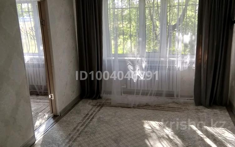 2-бөлмелі пәтер · 48 м² · 1/5 қабат, Майкудук, Майкудук, 12й микрорайон, бағасы: 8.5 млн ₸ в Караганде, Алихана Бокейханова р-н — фото 2
