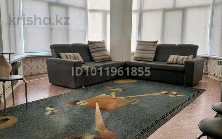 3-комнатная квартира · 79.3 м² · 3/7 этаж, ЖК "Атшабар" 17/2 — Төлеби - Желтоксан за 32 млн ₸ в Таразе — фото 10