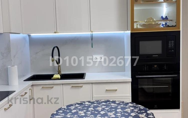 3-комнатная квартира · 70 м² · 4/9 этаж, Жубан Молдагалиев 5 за 48.8 млн ₸ в Астане, Нура р-н — фото 2