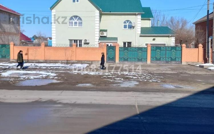 Свободное назначение, офисы, магазины и бутики, склады, медцентры и аптеки, образование, развлечения, кабинеты и рабочие места, студии · 382 м² за 1 млн ₸ в Атырау — фото 14