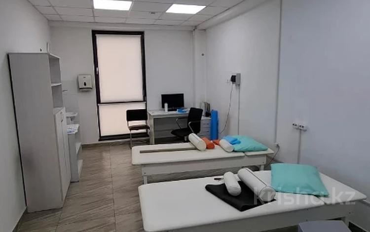 Свободное назначение, офисы, медцентры и аптеки · 1100 м² за 14.3 млн ₸ в Алматы, Алмалинский р-н — фото 2