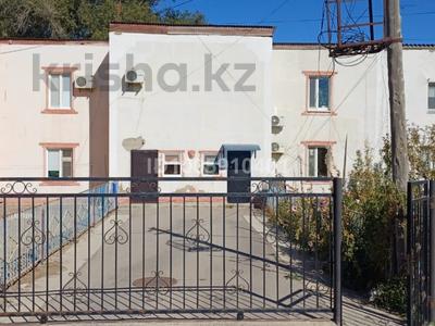 5-комнатная квартира · 90 м² · 1/2 этаж, мкр Геолог, Аккулова 11 за 22 млн 〒 в Атырау