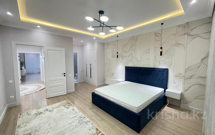 3-комнатная квартира · 130 м² · 4 этаж, Туран 22/1 за 700 000 ₸ в Астане, Есильский р-н — фото 2