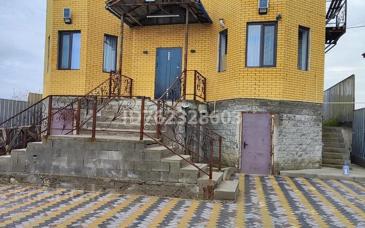 Часть дома · 4 комнаты · 260 м², Наурыз 113 за 700 000 〒 в Коянкозе — фото 2