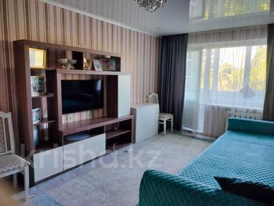 2-бөлмелі пәтер · 44 м² · 4/5 қабат, 15-шағынаудан, бағасы: 11.5 млн ₸ в Караганде, Алихана Бокейханова р-н
