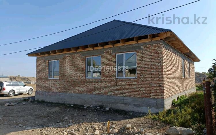 Жеке үй · 6 бөлме · 120 м² · 10 жүзд., Шолдала ул 2 пер Парасат д14 — Возле Новой школы которая строится, бағасы: 10.5 млн ₸ в Таразе — фото 2