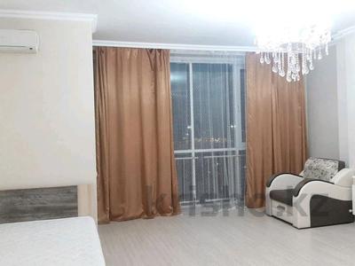 1-комнатная квартира · 57 м² · 12/18 этаж, Брусиловского, ЖК Манхэттен 163 — Шакарима, Абая, метро Сайран за 240 000 ₸ в Алматы, Алмалинский р-н
