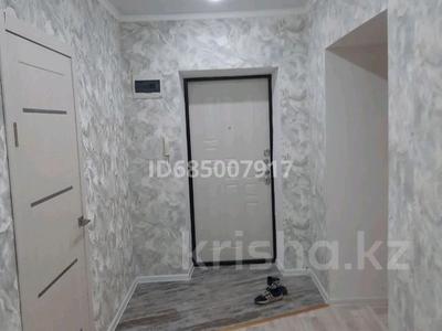 Аренда квартир в Западно-Казахстанской обл.: 3-комнатная квартира · 80 м² · 9/9 этаж · помесячно, Самал 72/3 за 200 000 〒 3-комнатная квартира · 80 м² · 9/9 этаж · помесячно, Самал 72/3 за 200 000 〒 в Уральске