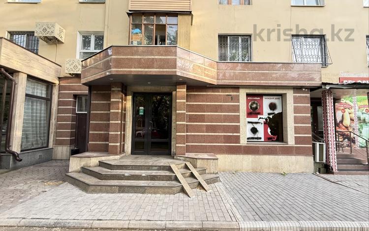Еркін, кеңселер, дүкендер мен бутиктер, сұлулық салондары, фитнес және спорт, медорталықтар мен дәріханалар, білім орталықтары, ойын-сауық, конференц-залдар, кабинеттер және жұмыс орындары, студиялар · 80 м², бағасы: 1.5 млн ₸ в Алматы, Алмалинский р-н — фото 14