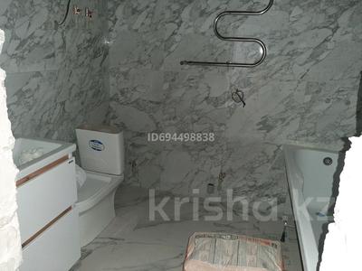 Пәтерлер в Мангистауской обл.: 2-бөлмелі пәтер · 66.18 м² · 7/7 қабат, 32В мкр, 32В мкр. 68 участок, бағасы: 10 млн 〒 2-бөлмелі пәтер · 66.18 м² · 7/7 қабат, 32В мкр, 32В мкр. 68 участок, бағасы: 10 млн 〒 в Актау