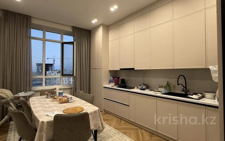 3-комнатная квартира · 109 м² · 8/9 этаж, 14-й мкр 86 за 66.5 млн ₸ в Актау — фото 2