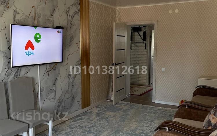 2-бөлмелі пәтер · 55.4 м² · 1/5 қабат, 10 микрорайон 13А, бағасы: 21 млн ₸ в Балхаше — фото 18