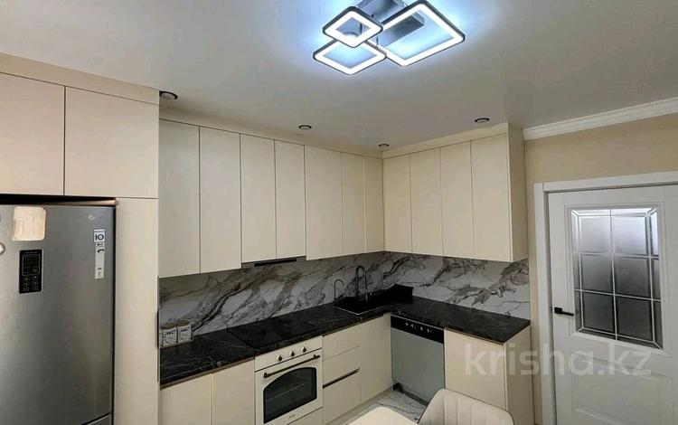 3-бөлмелі пәтер · 80 м² · 3/16 қабат, Тауелсиздик 34/2, бағасы: 52 млн ₸ в Астане, Алматы р-н — фото 2