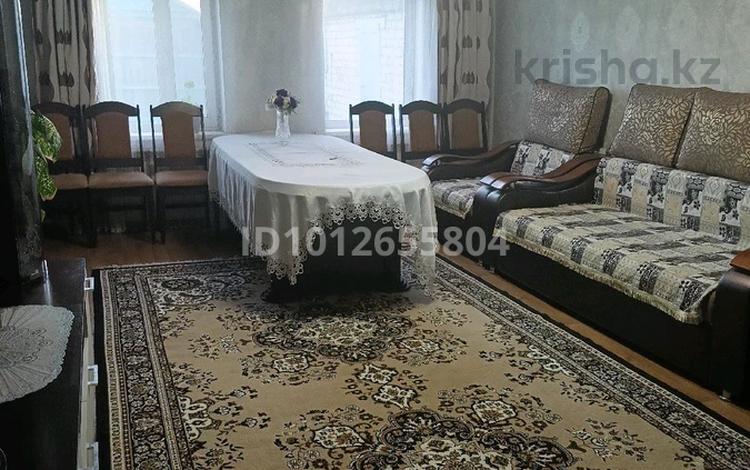 Отдельный дом · 4 комнаты · 90 м² · 6 сот., Новолодочная 26 — Пересечение улицы Подгорной за 18 млн ₸ в Семее — фото 2