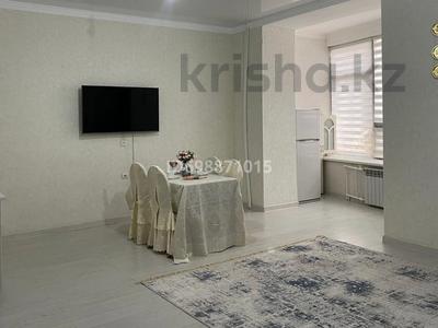 Тәулігіне пәтерлер в Актюбинской обл.: 2-бөлмелі пәтер · 70 м² · 1/10 қабат, мкр Болашак, Бокенбай батыр 129д, бағасы: 15 000 〒 2-бөлмелі пәтер · 70 м² · 1/10 қабат, мкр Болашак, Бокенбай батыр 129д, бағасы: 15 000 〒 в Актобе
