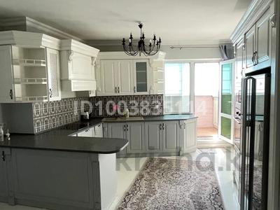 5-бөлмелі пәтер · 200.1 м², 15-й мкр 69, бағасы: 78 млн ₸ в Актау