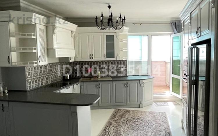 5-бөлмелі пәтер · 200.1 м², 15-й мкр 69, бағасы: 78 млн ₸ в Актау — фото 2