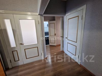 4-бөлмелі пәтер · 81 м² · 4/5 қабат, 18-й мкр. 76, бағасы: 33 млн ₸ в Шымкенте, Енбекшинский р-н