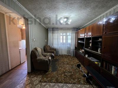 3-бөлмелі пәтер · 57.9 м² · 2/5 қабат, Пер. 410-й Квартал 4, бағасы: 17.9 млн ₸ в Семее, Красный Кордон