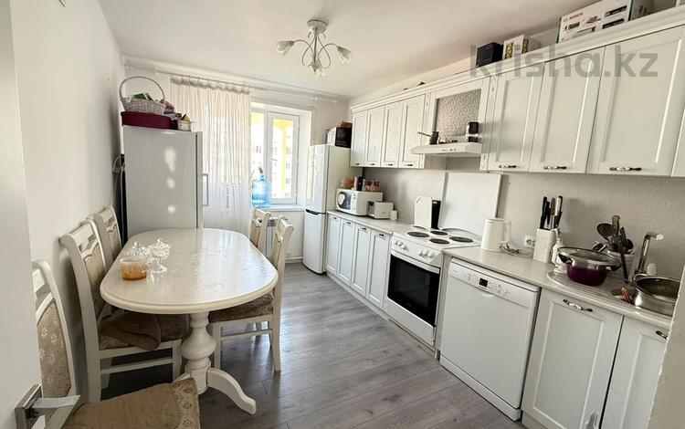 3-комнатная квартира · 82.7 м² · 7/9 этаж, Чокина 159/3 за 42.5 млн ₸ в Павлодаре — фото 2
