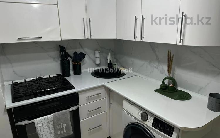 3-комнатная квартира · 56 м² · 2/5 этаж, 2 микрорайон за 120 000 ₸ в Лисаковске — фото 2