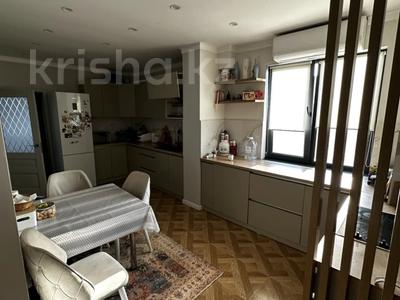 2-комнатная квартира · 70 м² · 13/13 этаж, Толе би 189/3 за 54.8 млн ₸ в Алматы, Алмалинский р-н