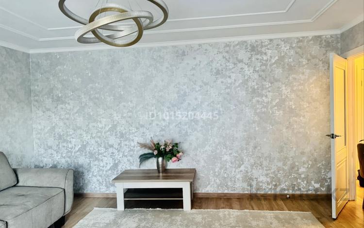 3-бөлмелі пәтер · 85.3 м² · 3/9 қабат, Кокжал барак 13/1, бағасы: 41 млн ₸ в Усть-Каменогорске — фото 5
