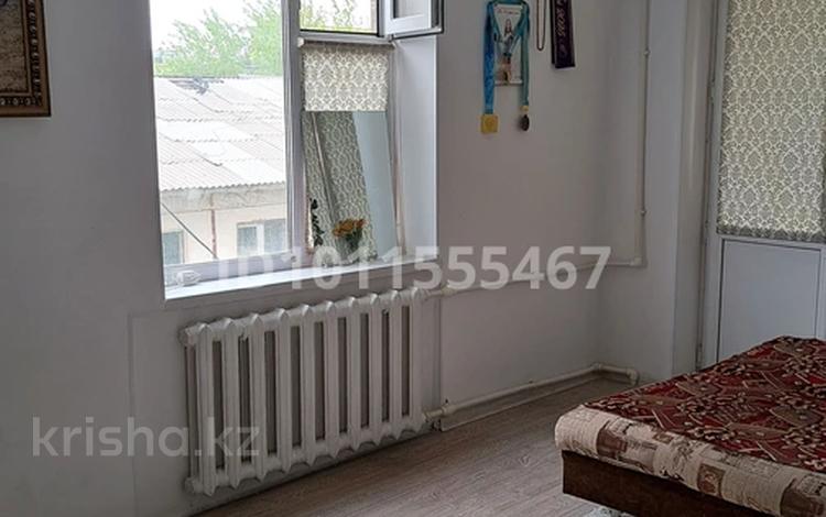 1-бөлмелі пәтер · 37 м² · 4/5 қабат, Старый город — Герцена, бағасы: 9 млн ₸ в Актобе — фото 2