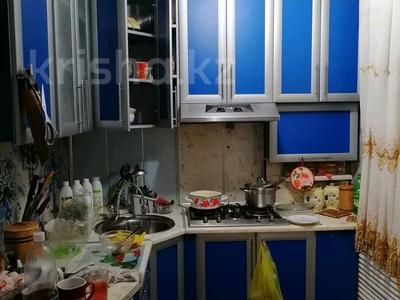 4-бөлмелі пәтер, 90 м², 5/5 қабат, Телецентр, бағасы: 16 млн 〒 в Таразе